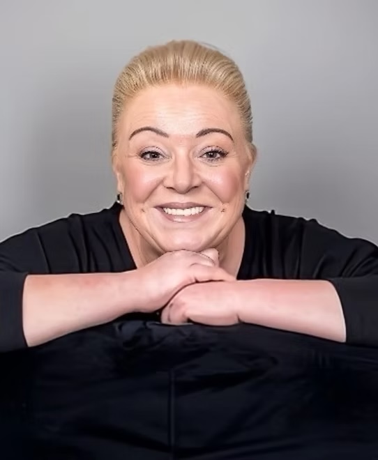 Martina, Fachkraft für Piercing bei SkinWorks-Akademie